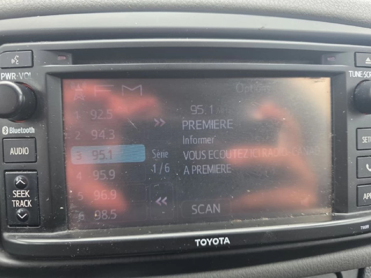 2016 Toyota Yaris LE**Jamais Accidente** Image principale