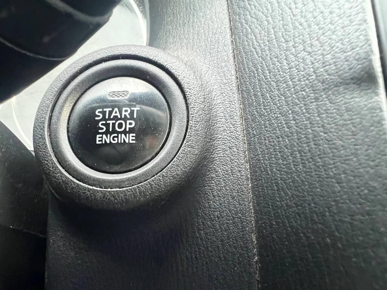 2014 Mazda CX-5 GX**JAMAIS ACCIDENTEE**UNE SEULE PROPRIO**MAGS**SIEGES CHAUFFANTS**PUSH TO STRAT**NAVIGATION** Image principale
