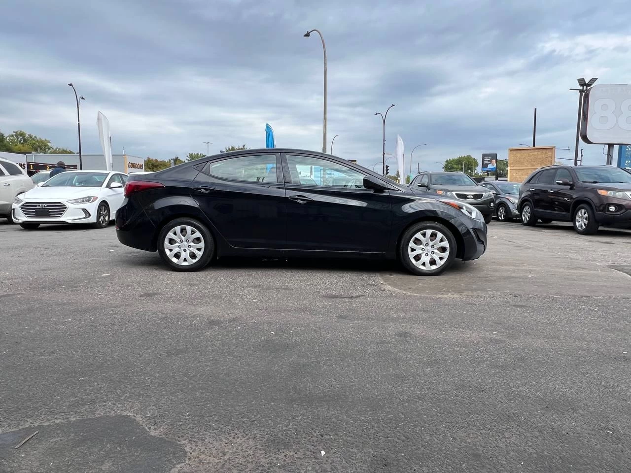 2015 Hyundai Elantra GL**SIEGES CHAUFFANTS** Image principale