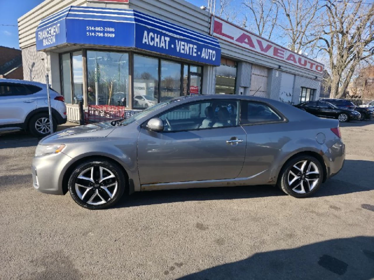 2011 Kia Forte Koup **SX**JAMAIS ACCIDENTEE**CUIR**TOIT OUVRANT**SIEGES CHAUFFANTS**MAGS**EN SPECIAL** Main Image