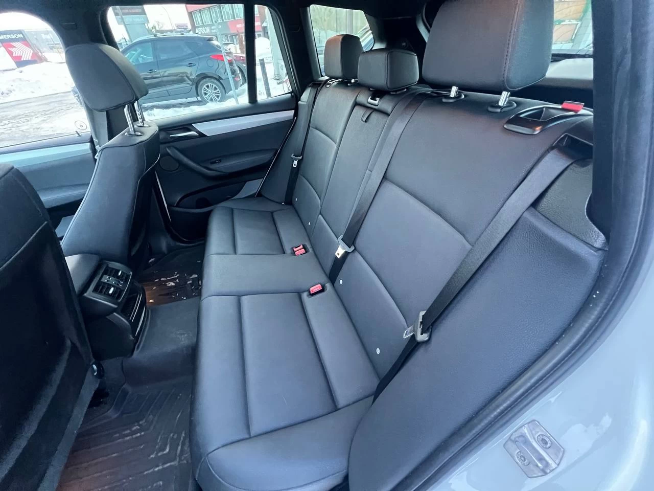 2015 BMW X3 XDrive28i**AWD**SAAQ CERTIFIEE**TOIT PANORAMIQUE**CAMERA DE RECULE**SIEGES CHAUFFNATS**MAGS**VOLANT CHAUFFNATS**CUIR** Image principale