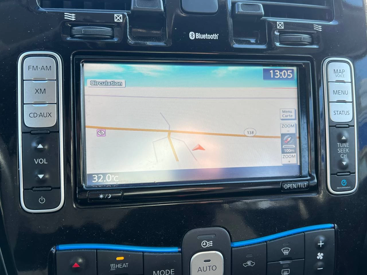 2014 Nissan LEAF SV**JAMAIS ACCIDENTEE**CAMERA DE RECUL**Navi**SIEGES CHAUFFANTS Avant et ArriÈre**Volant Chauffant**Mags**Un Proprietaire** Image principale