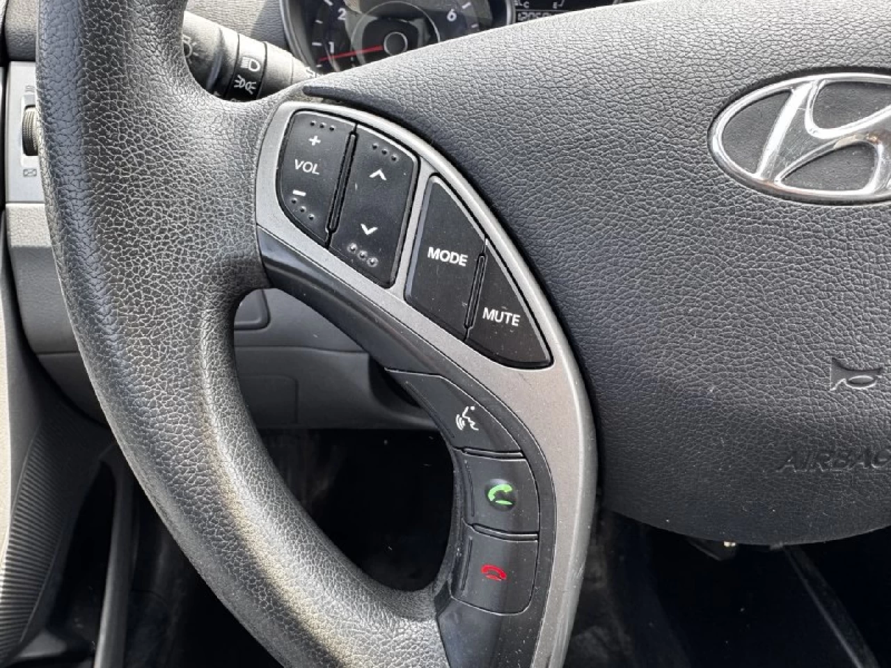 2014 Hyundai Elantra GL**SIEGES CHAUFFANTS**DÉmarreur À Distance** Image principale