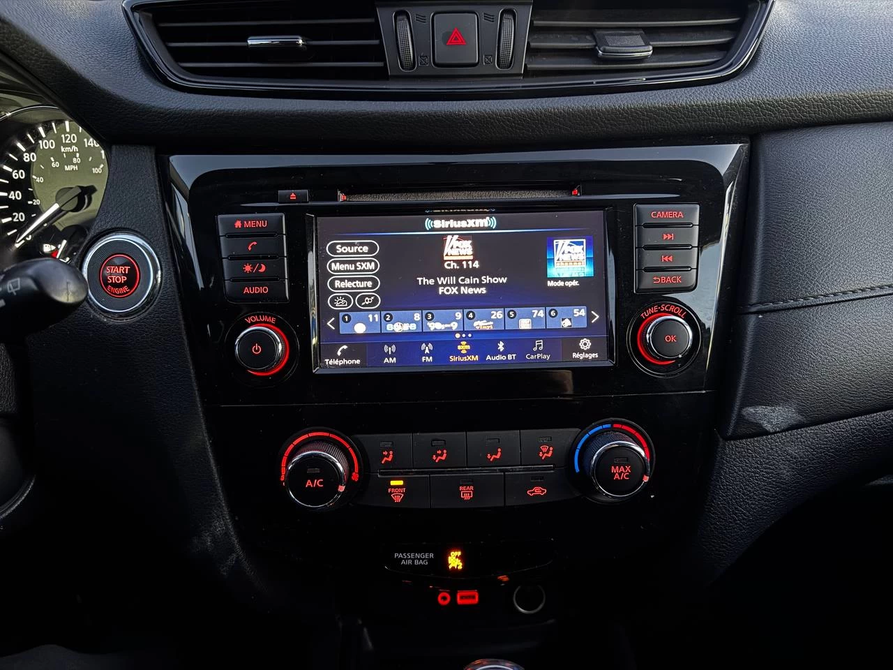 2018 Nissan Rogue **SV**AWD**CAMERA DE RECUL**MAGS**SIEGES CHAUFFANTS** Main Image