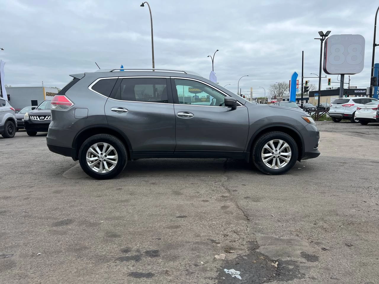 2015 Nissan Rogue SV**AWD**CERTIFIÉ Par la SAAQ**TOIT PANORAMIQUE**CAMERA DE RECULE**SIEGES CHAUFFANTS** Image principale