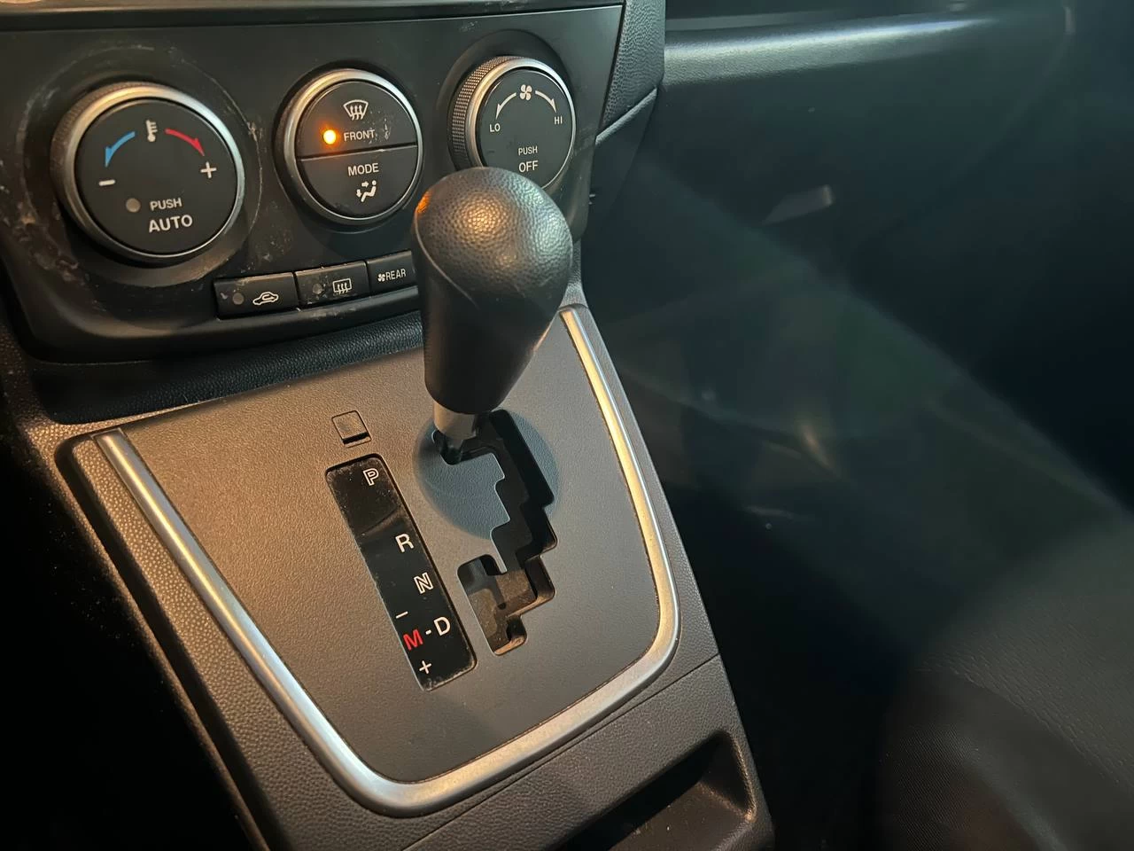 2015 Mazda 5 GS**Jamais Accidente**Tres Bien Entretenu**6 PASSAGERS**MAGS**EN SPECIAL** Main Image