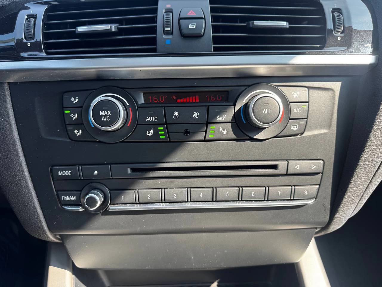 2014 BMW X3 XDrive28i**SAAQ CERTIFIEE**CAMERA DE RECULE**TOIT PANORAMIQUE**SIEGES CHAUFFNATS**MAGS**SIEGES CHAUFFNATS**VOLANT CHAUFFNATS**CUIR** Image principale