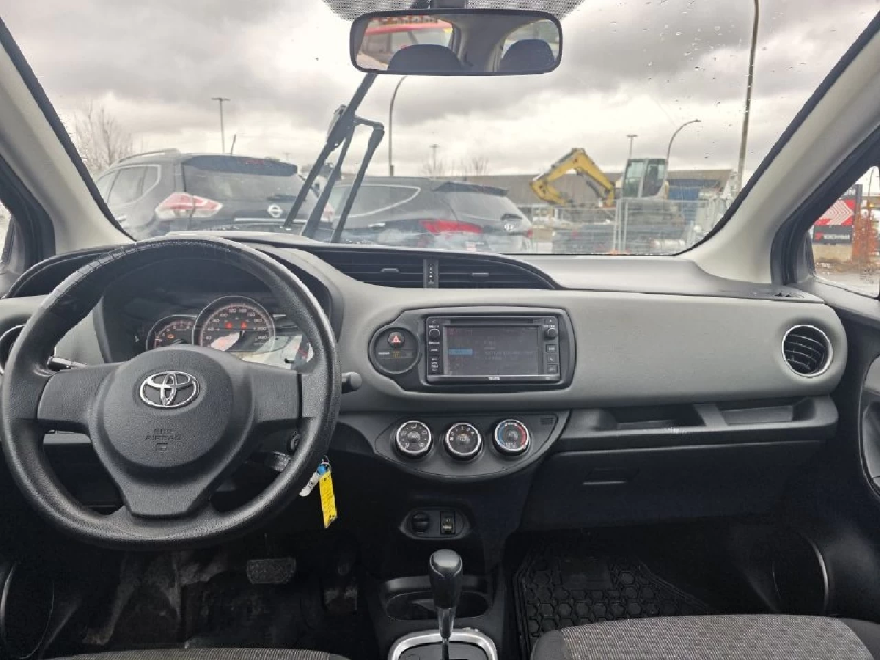 2016 Toyota Yaris LE**Jamais Accidente** Image principale