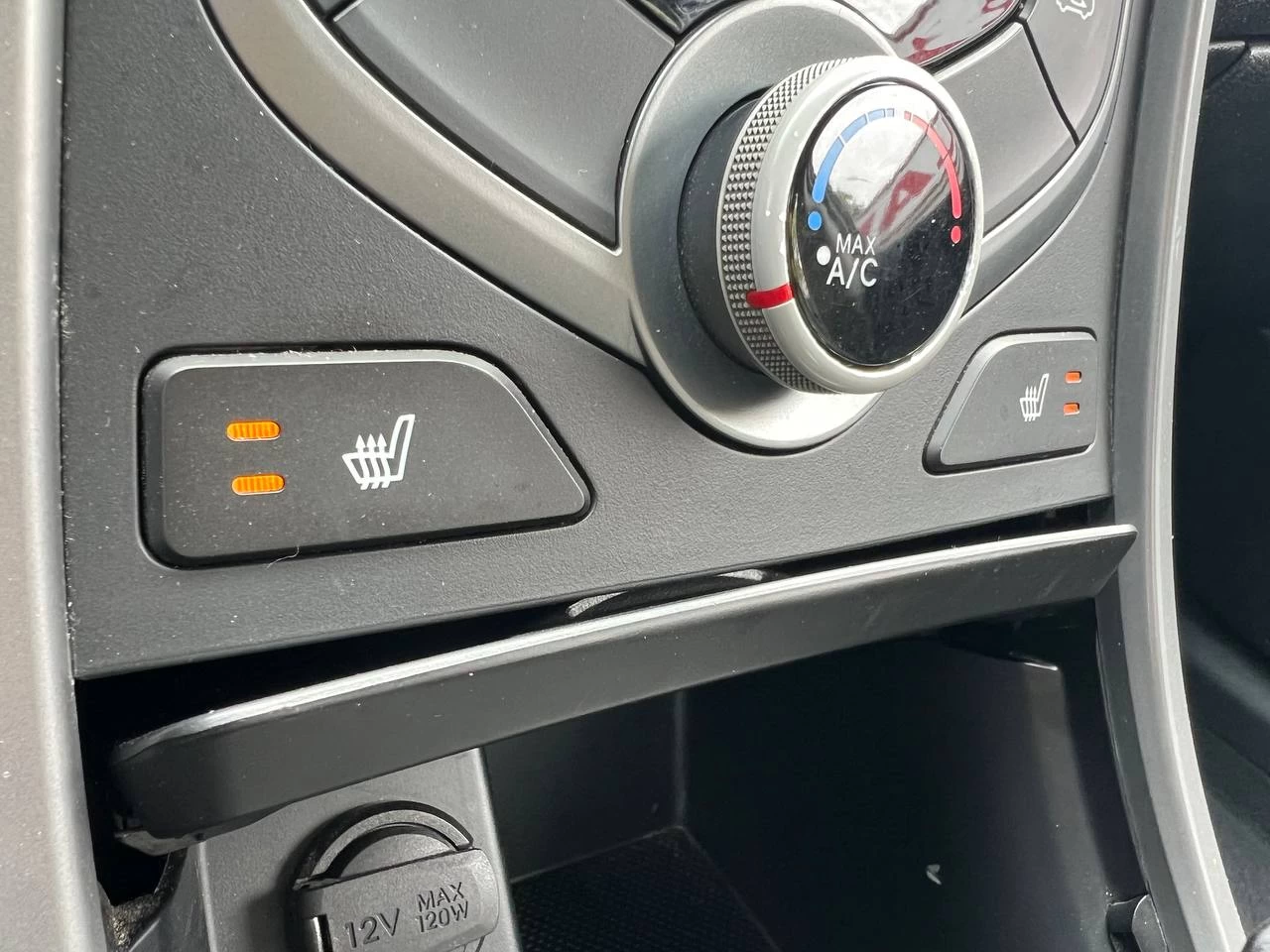 2015 Hyundai Elantra GL**SIEGES CHAUFFANTS** Image principale