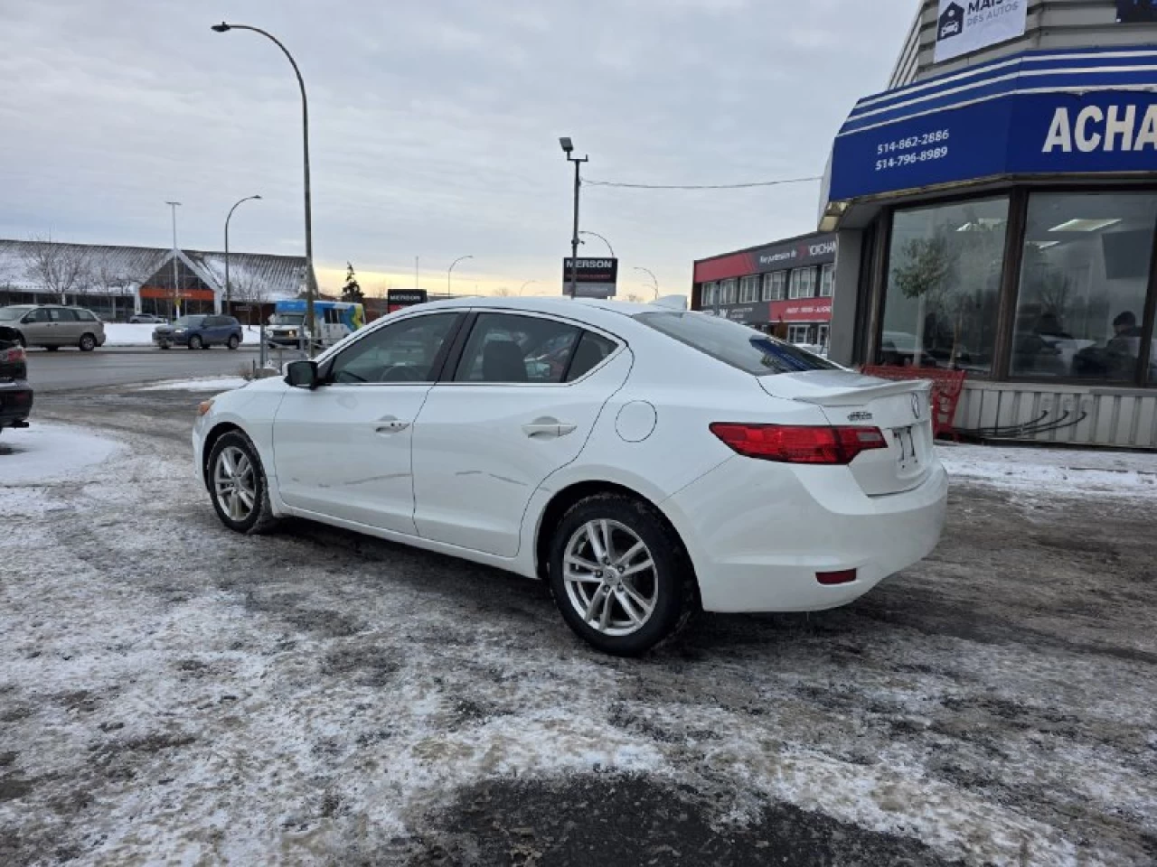 2015 Acura ILX Toit Ouvrant**CAMERA DE RECUL**SIEGES CHAUFFANTS**MAGS** Image principale