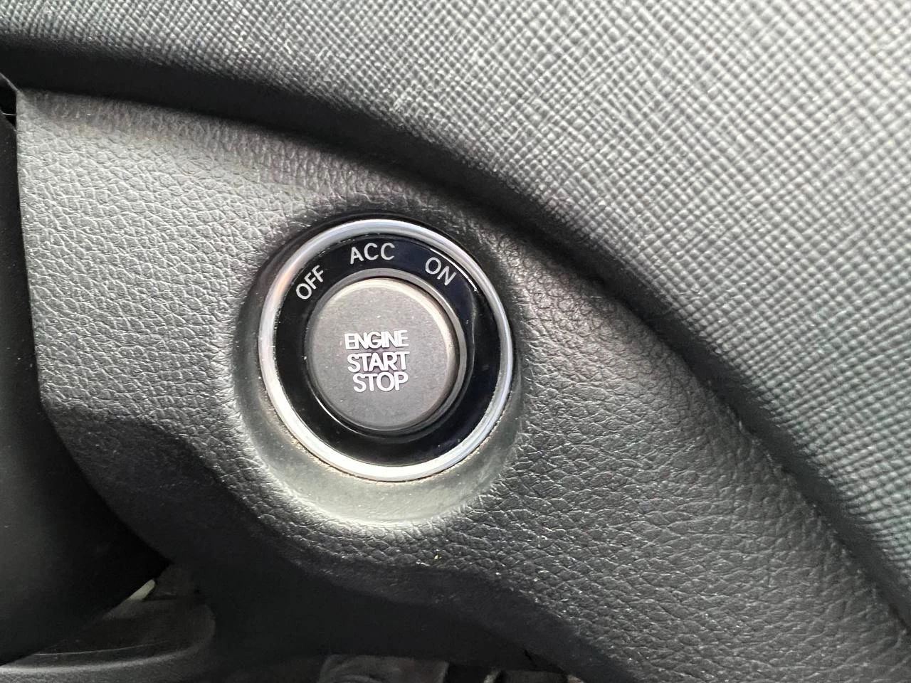 2014 Hyundai Santa Fe Sport SE**AWD**Jamais Accidente**TOIT OUVRANT PANORAMIQUE**SIEGE EN CUIR**CAMERA DE RECUL**SIEGES CHAUFFNATS AVANT ET ARRIERE**VOLANT CHAUFFNATS**MAGS** Image principale