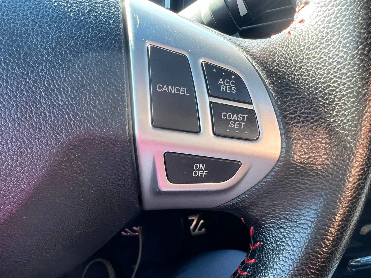 2017 Mitsubishi Lancer SE Anniversary Edition**TOIT OUVRANT**CAMERA DE RECULE**SIEGES CHAUFFANTS**MAGS** Image principale