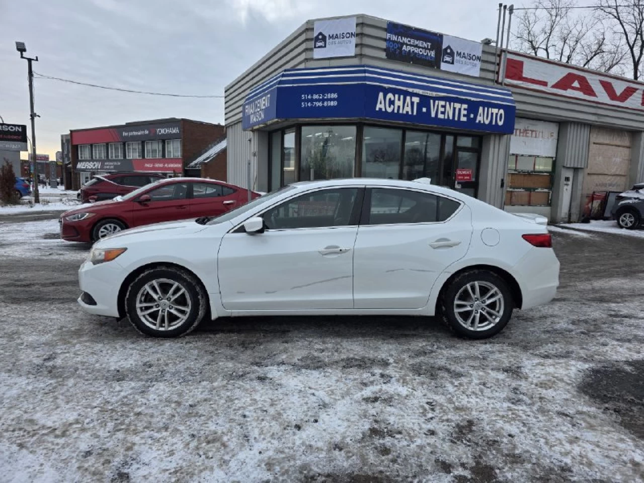 2015 Acura ILX Toit Ouvrant**CAMERA DE RECUL**SIEGES CHAUFFANTS**MAGS** Image principale