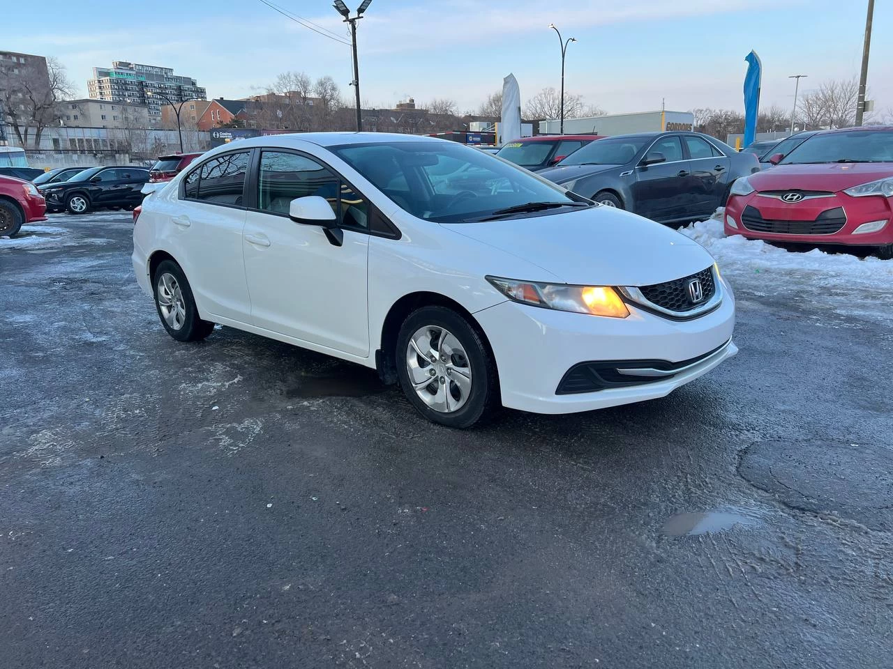 2013 Honda Civic LX **SIÈGES CHAUFFANTS**MODE ECO** Image principale