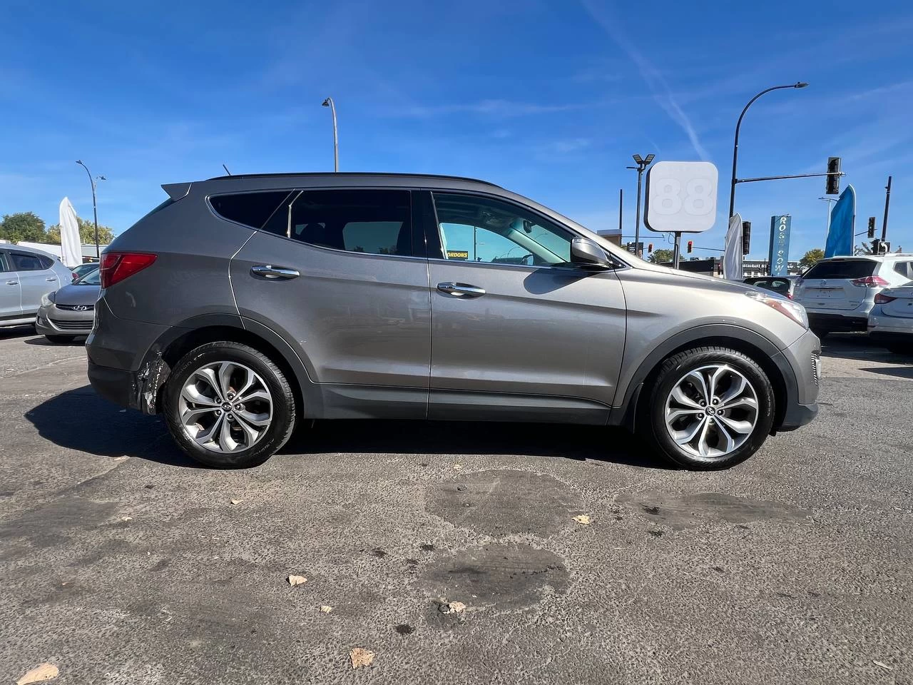 2014 Hyundai Santa Fe Sport SE**AWD**SAAQ CERTIFIEE**TOIT OUVRANT PANORAMIQUE**SIEGE EN CUIR**CAMERA DE RECUL**SIEGES CHAUFFNATS AVANT ET ARRIERE**VOLANT CHAUFFNATS**MAGS** Image principale