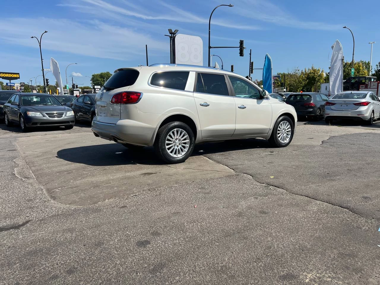 2010 Buick Enclave CX**7 passengers** Main Image