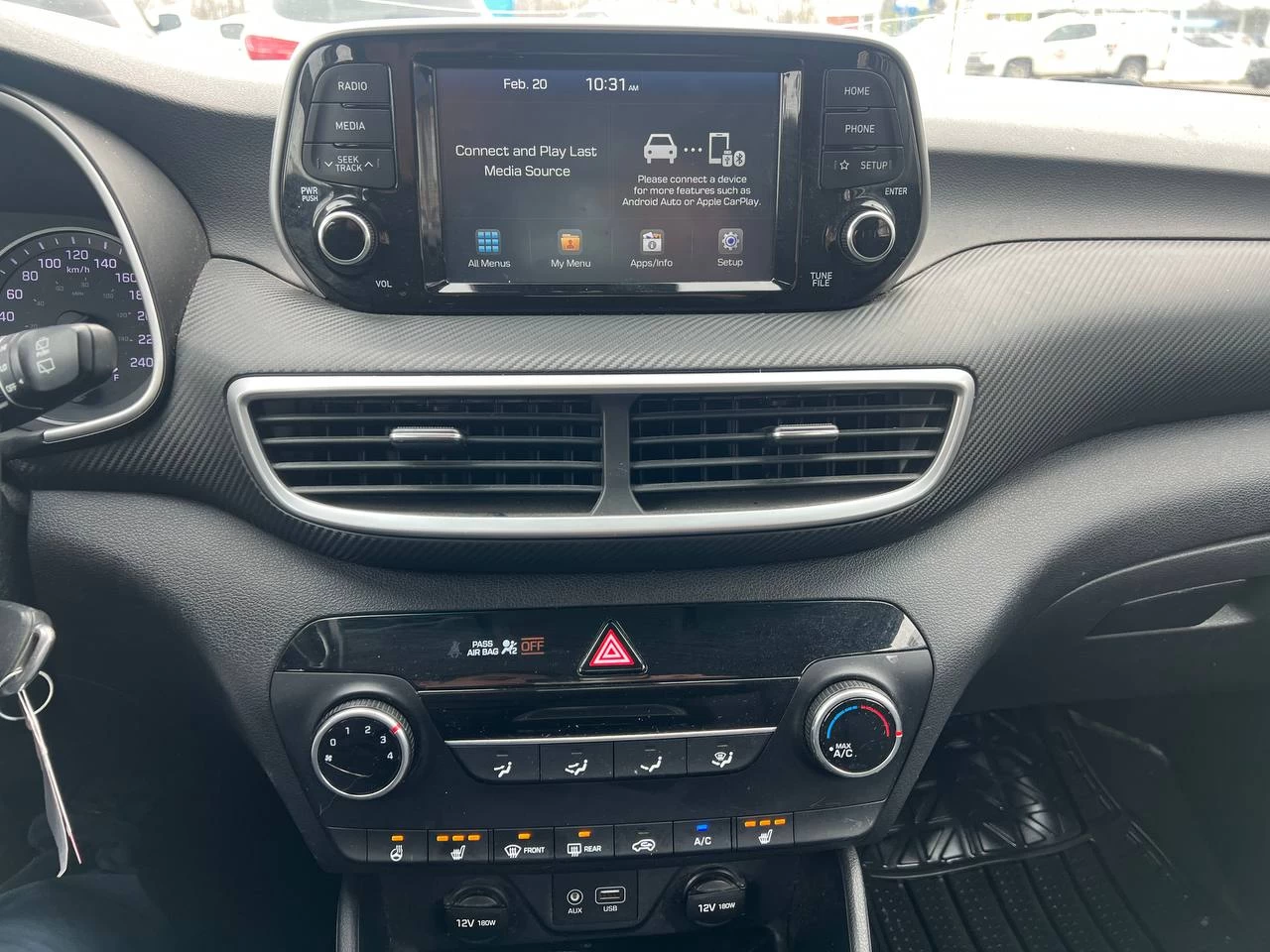 2019 Hyundai Tucson Preferred**SAAQ CERTIFIEE**AWD**CAR PLAY**LKA**ANGLE MORT**CamÉra de Recul**SIÈGES CHAUFFANTS AVANT et ARRIERE**VOLANT CHAUFFANT**ASSISTANCE AU MAINTIEN DE VOIE**MAGS** Image principale