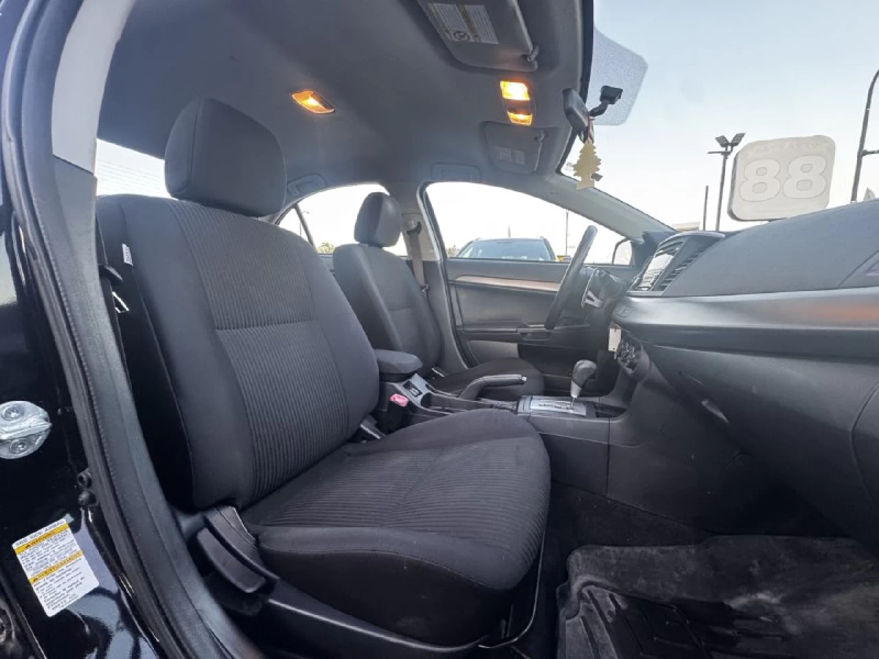 2014 Mitsubishi Lancer SE**AWD**SAAQ CERTIFIEE**SIEGES CHAUFFNATS**MAGS**Financement 1Ère, 2e et 3e chance !! 100% ApprouvÉ Image principale