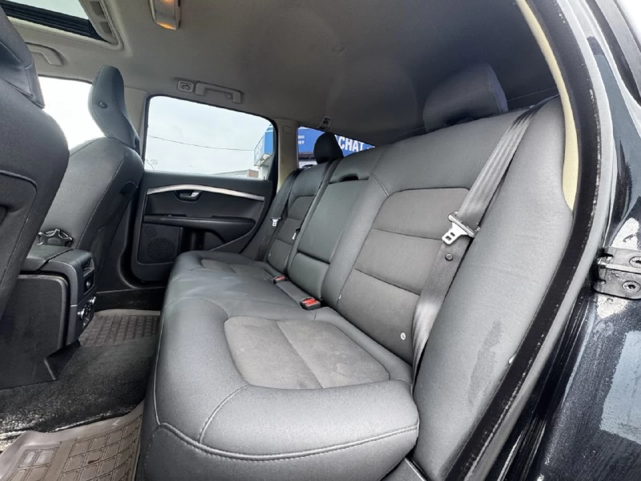 2009 Volvo XC70 3.2L**AWD**TOIT OUVRANT**SIEGES CHAUFFNATS**CUIR**PUSH TO STRAT** Main Image