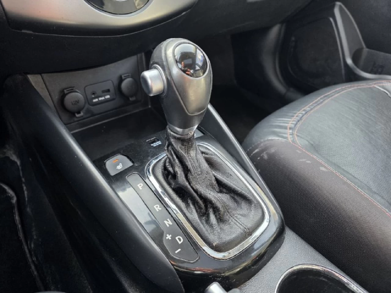 2011 Kia Forte **SX**JAMAIS ACCIDENTEE**CUIR**TOIT OUVRANT**SIEGES CHAUFFANTS**EN SPECIAL Image principale