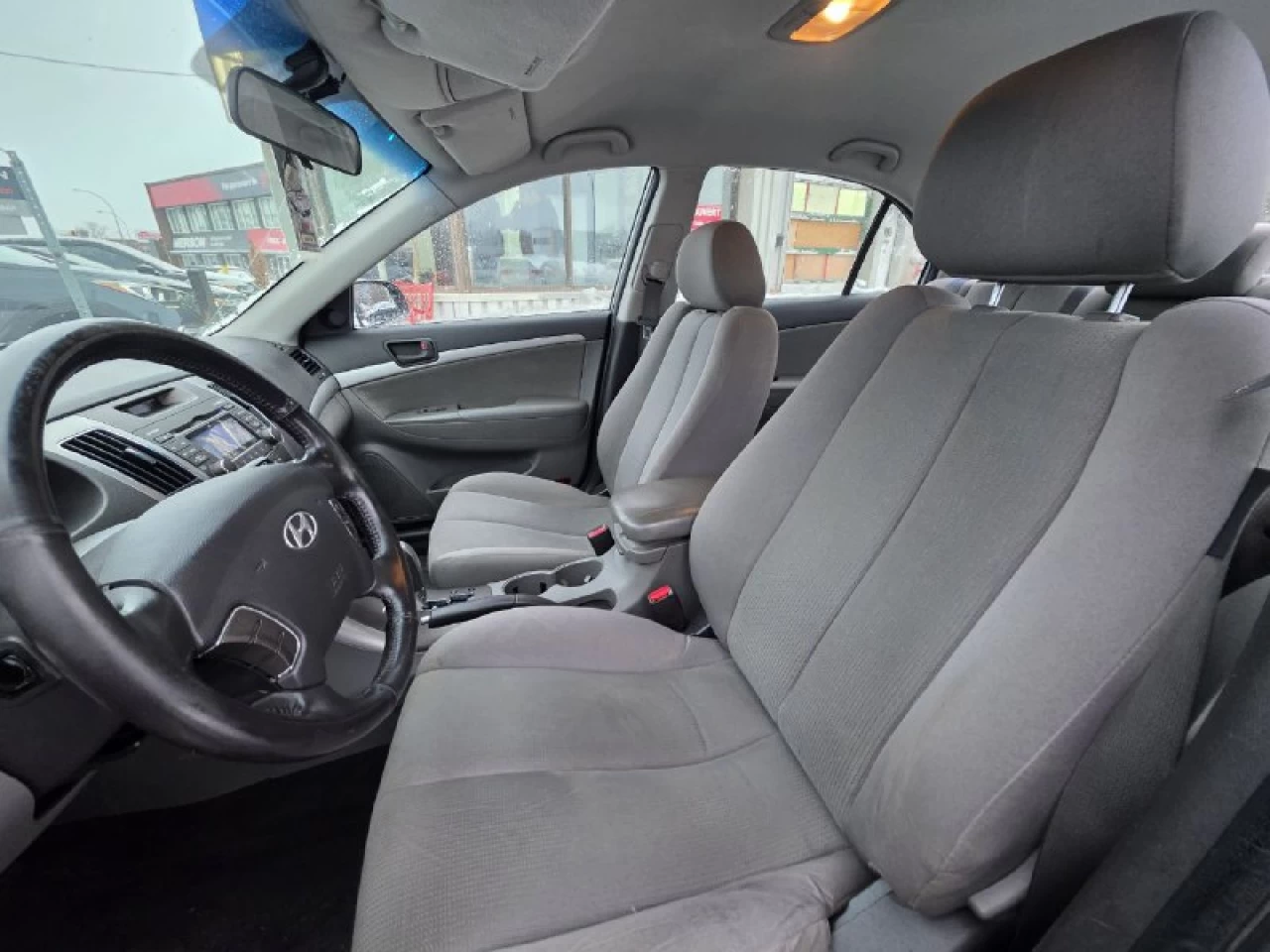 2009 Hyundai Sonata GL**JAMAIS ACCIDENTEE**SIEGES CHAUFFANTS**EN SPECIAL Image principale