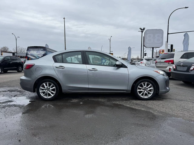 Mazda 3 GX**Financement 1ère, 2e et 3e chance !! 100% Approuvé 2013