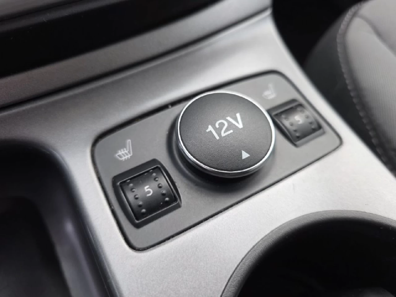 2014 Ford Escape JAMAIS ACCIDENTEE**AWD**NAVIGATION**CAMERA DE RECUL**SIEGES CHAUFFANTS**MAGS** Financement 1Ère, 2e et 3e chance !! 100% ApprouvÉ Main Image