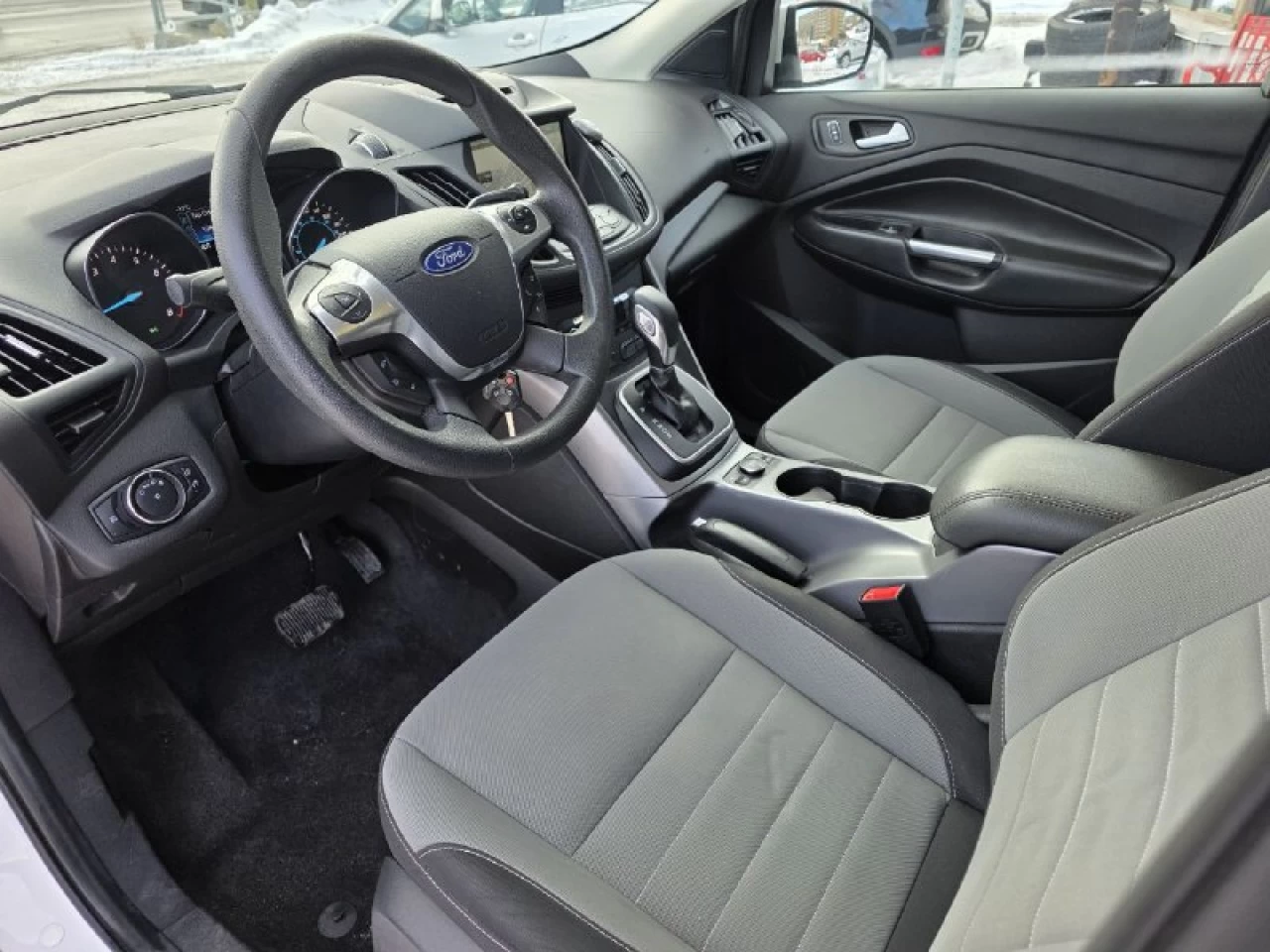 2014 Ford Escape JAMAIS ACCIDENTEE**AWD**NAVIGATION**CAMERA DE RECUL**SIEGES CHAUFFANTS**MAGS** Financement 1Ère, 2e et 3e chance !! 100% ApprouvÉ Main Image