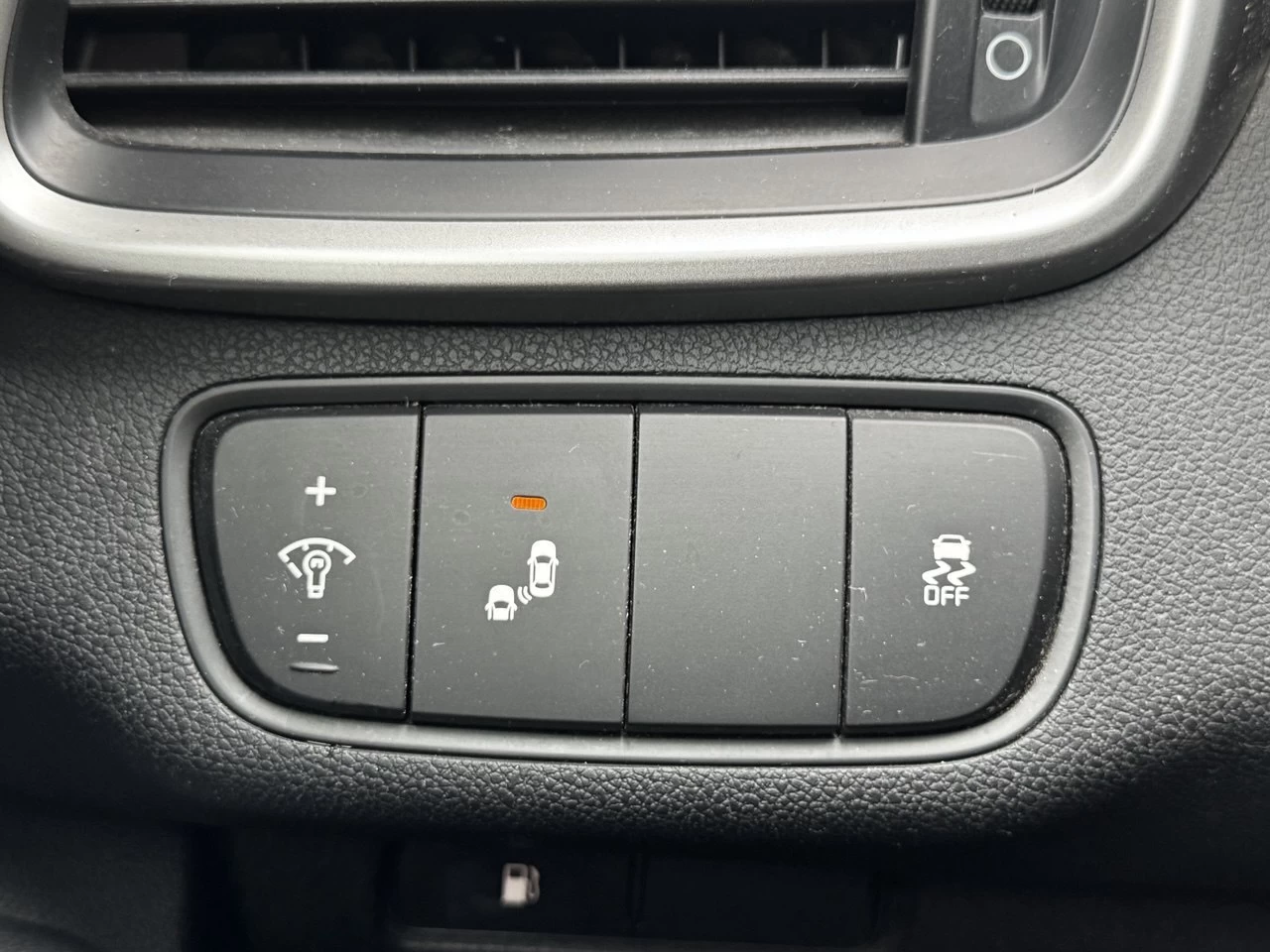 2018 Kia Sorento **7 PASSAGERS**LX**AWD**APPLE CAR PLAY**CAMERA DE RECUL**SIEGES CHAUFFANTS**MAGS** Main Image