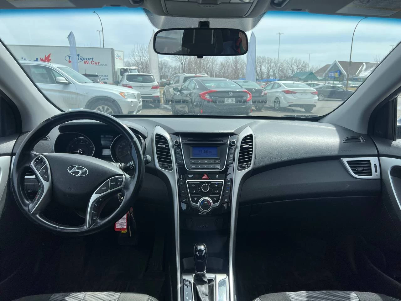 2013 Hyundai Elantra GT GLS**TOIT OUVRANT PANARAMIQUE**SIEGES CHAUFFANTS**MAGS** Image principale