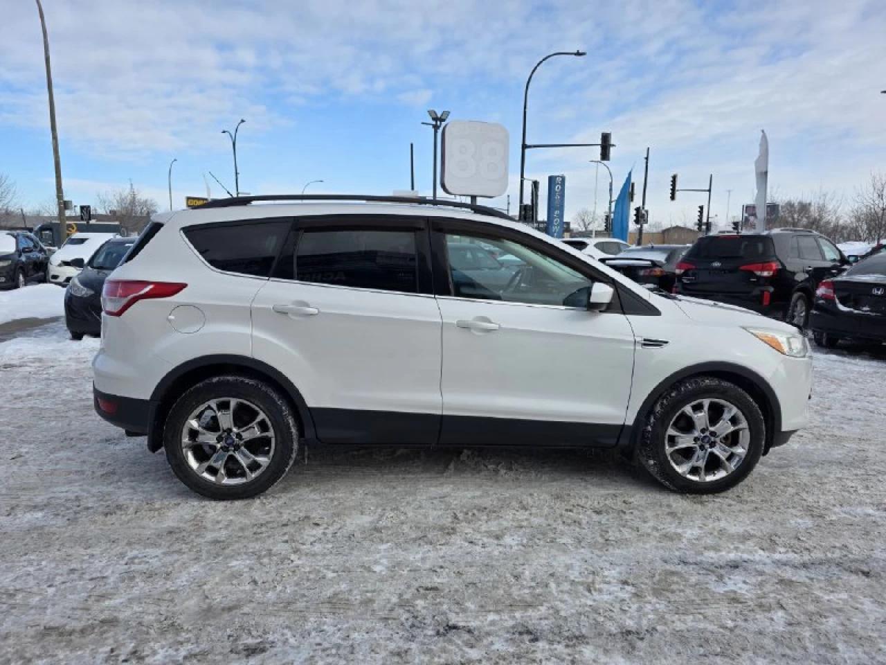 2014 Ford Escape JAMAIS ACCIDENTEE**AWD**NAVIGATION**CAMERA DE RECUL**SIEGES CHAUFFANTS**MAGS** Financement 1Ère, 2e et 3e chance !! 100% ApprouvÉ Main Image