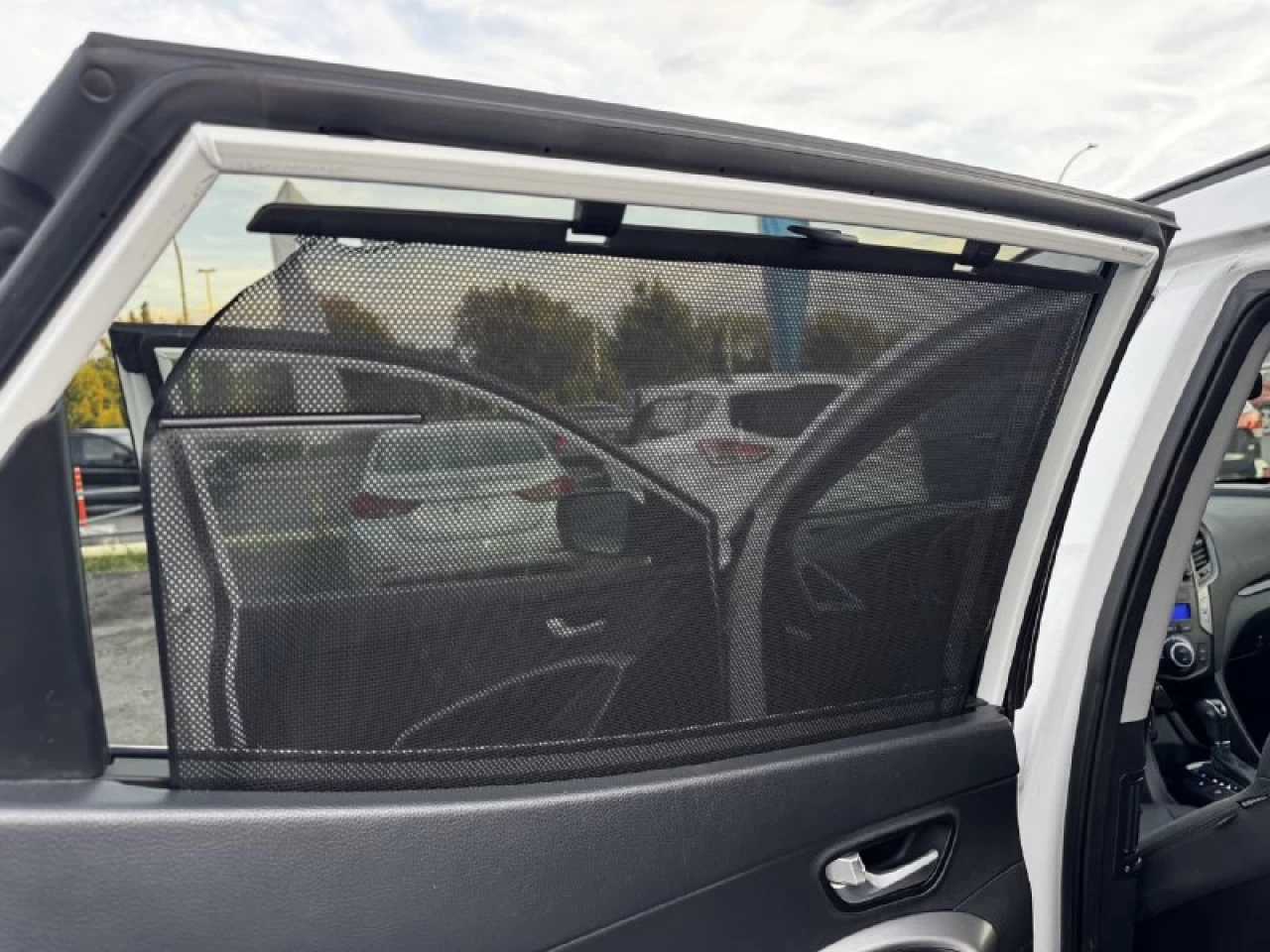 2015 Hyundai Santa Fe Sport Premium**AWD**Jamais Accidente**SIEGES CHAUFFNATS AVANT ET ARRIERE**VOLANT CHAUFFNATS**MAGS** Main Image