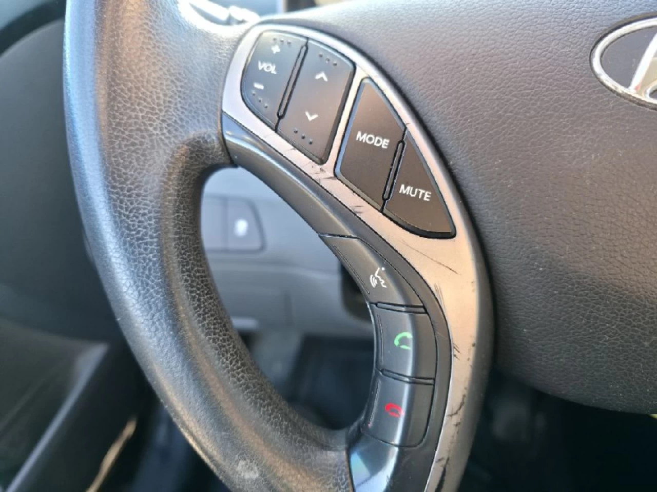 2013 Hyundai Elantra **GL**MAGS**SIEGES CHAUFFANTS**EN SPECIAL** Image principale