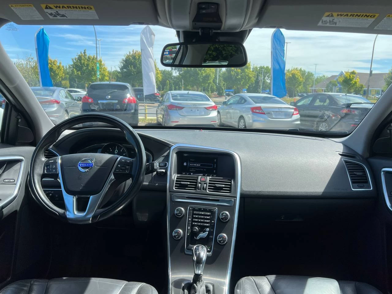 2014 Volvo XC60 3.2**AWD**Toit Ouvrant Panaromique**SIEGES EN CUIR**SIEGES CHAUFFANTS**SIEGES CHAUFFANTS ARRIERE**VOLANT CHAUFFANTS**MAGS** Main Image