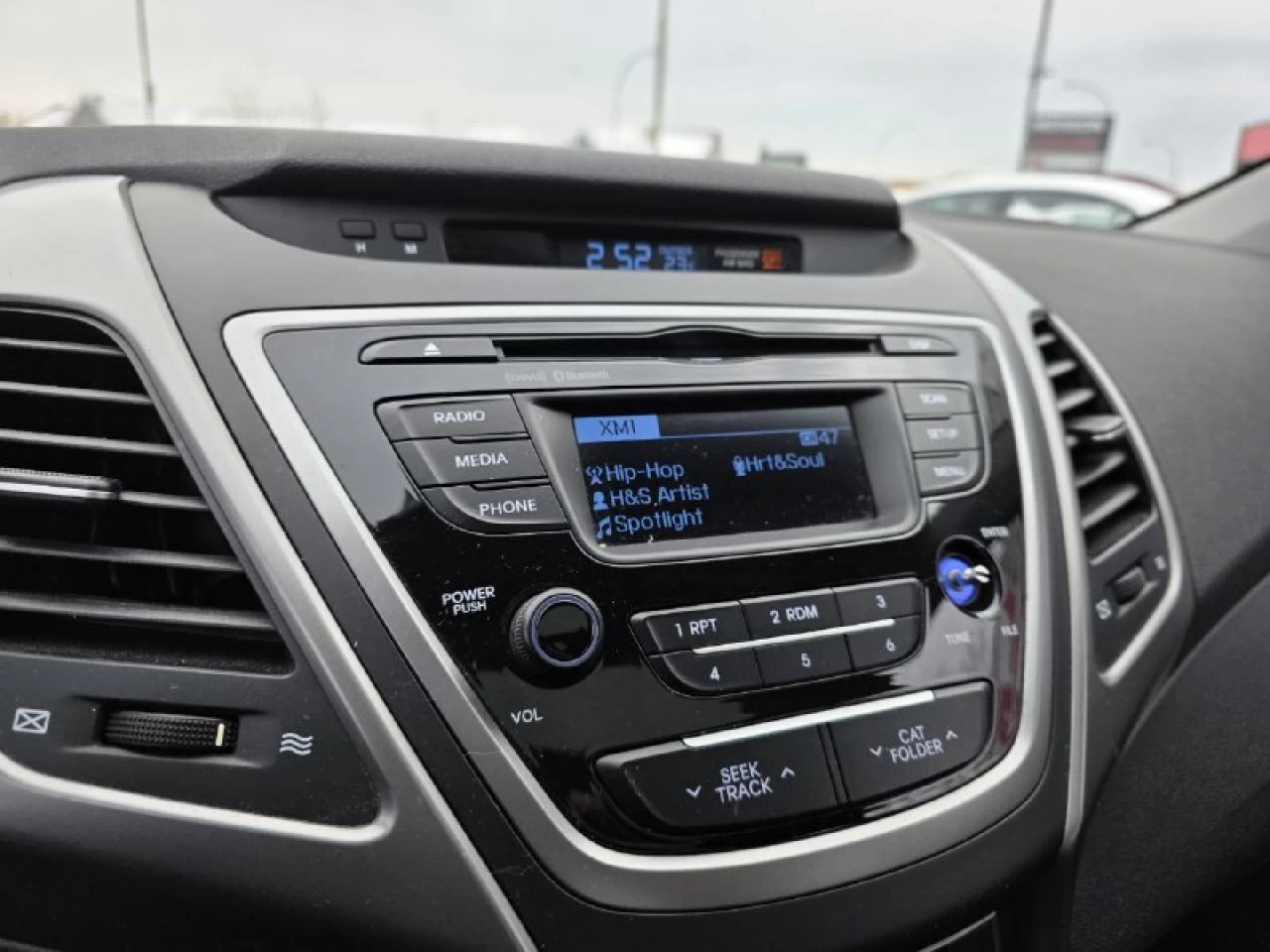 2015 Hyundai Elantra **Sport**GLS**TOIT OUVRANT**SIEGES CHAUFFANTS**MAGS** Main Image