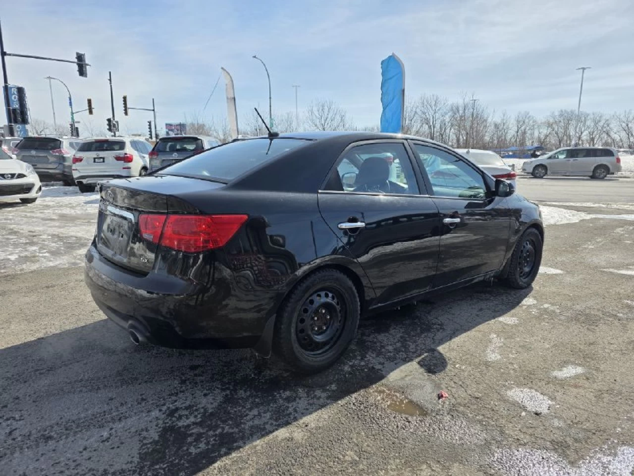 2011 Kia Forte **SX**JAMAIS ACCIDENTEE**CUIR**TOIT OUVRANT**SIEGES CHAUFFANTS**EN SPECIAL Image principale