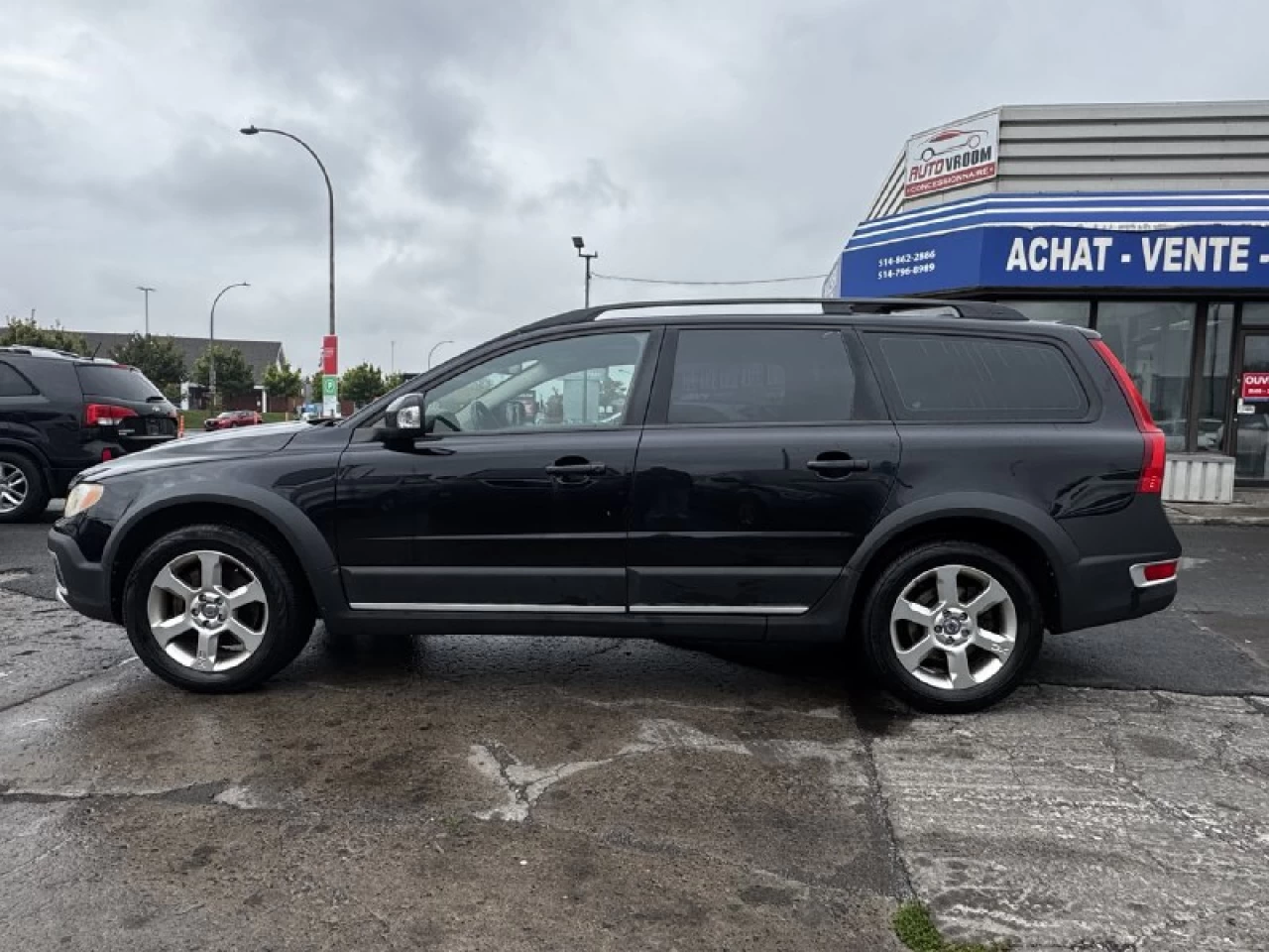 2009 Volvo XC70 3.2L**AWD**TOIT OUVRANT**SIEGES CHAUFFNATS**CUIR**PUSH TO STRAT** Main Image