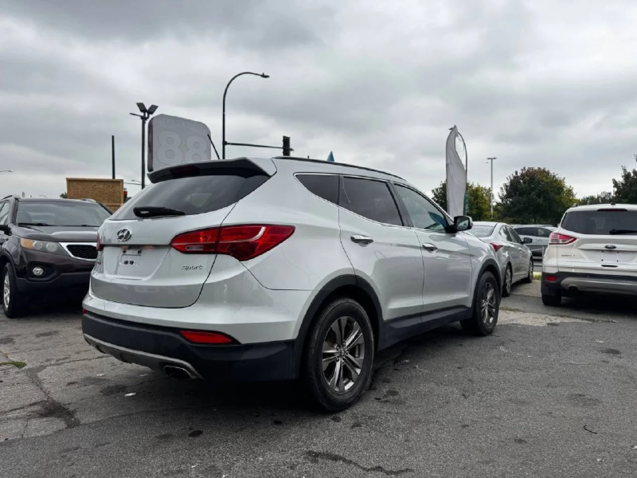 2014 Hyundai Santa Fe Sport Premium**Jamais Accidente**SIEGES CHAUFFNATS AVANT ET ARRIERE**VOLANT CHAUFFNATS**Financement 1Ère, 2e et 3e chance !! 100% ApprouvÉ Image principale