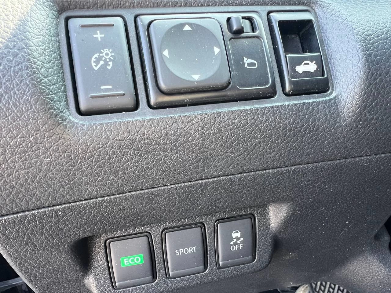 2017 Nissan Sentra S** Main Image