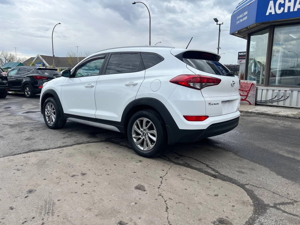2017 Hyundai Tucson Premium**SAAQ Certifie**CAMERA DE RECUL**ANGLE MORT**SIEGES CHAUFFANTS**Volant Chauffant**MAGS Image principale