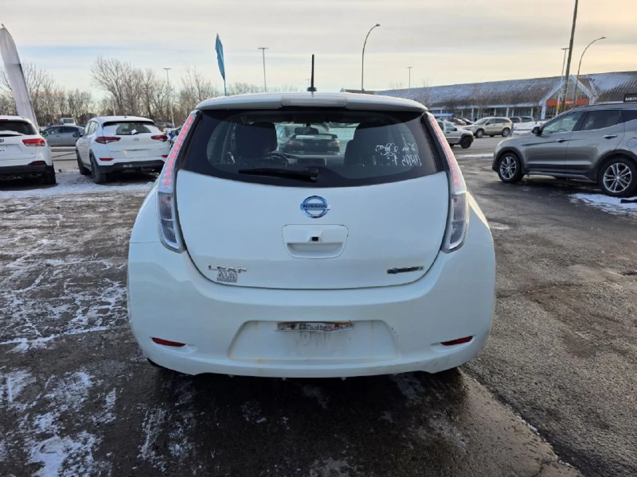 2015 Nissan LEAF SV**JAMAIS ACCIDENTEE**CAMERA DE RECUL**SIEGES CHAUFFANTS** Image principale