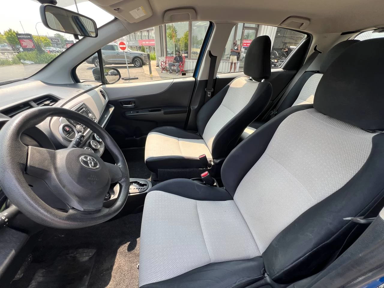2012 Toyota Yaris LE**Un PropriÉtaire**Jamais accidente **BAS KILOMETRAGE** Image principale