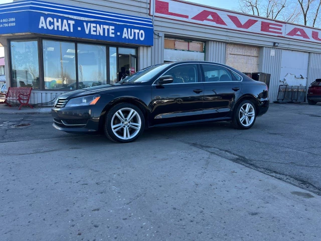 Volkswagen Passat Comfortline**TOIT OUVRANT**MAGS**CUIR**SIEGES CHAUFFANTS** 2013