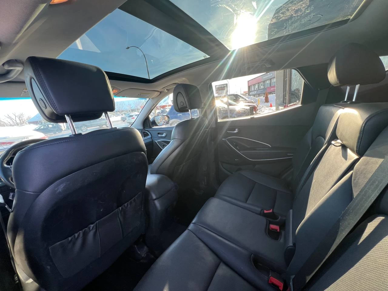 2017 Hyundai Santa Fe Sport Limited**AWD**TOIT OUVRANT PANORAMIQUE**SIEGE EN CUIR**CAMERA DE RECUL**SIEGES CHAUFFNATS AVANT ET ARRIERE**Siege Ventile**Volant Chauffant**Alerte d'angle Mort**MAGS** Image principale