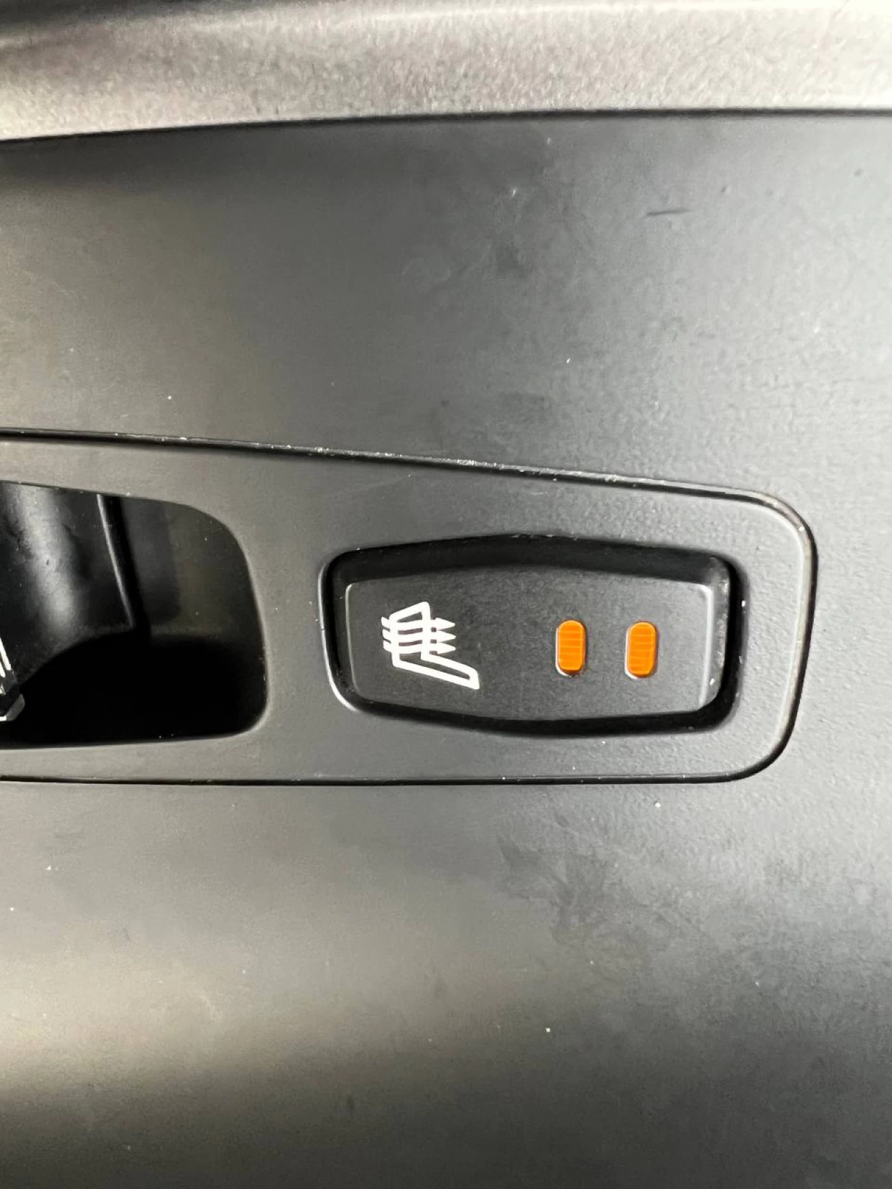 2014 Hyundai Santa Fe Sport SE**AWD**Jamais Accidente**TOIT OUVRANT PANORAMIQUE**SIEGE EN CUIR**CAMERA DE RECUL**SIEGES CHAUFFNATS AVANT ET ARRIERE**VOLANT CHAUFFNATS**MAGS** Image principale