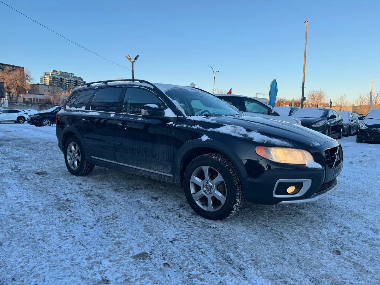 2009 Volvo XC70 3.2L**AWD**TOIT OUVRANT**SIEGES CHAUFFNATS**CUIR**PUSH TO STRAT** Image principale