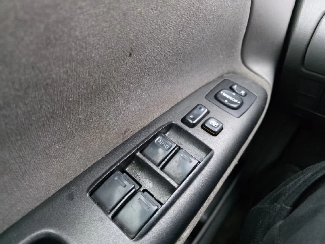 2006 Toyota Camry **LE**AUTOMATIQUE**EN SPECIAL** Image principale