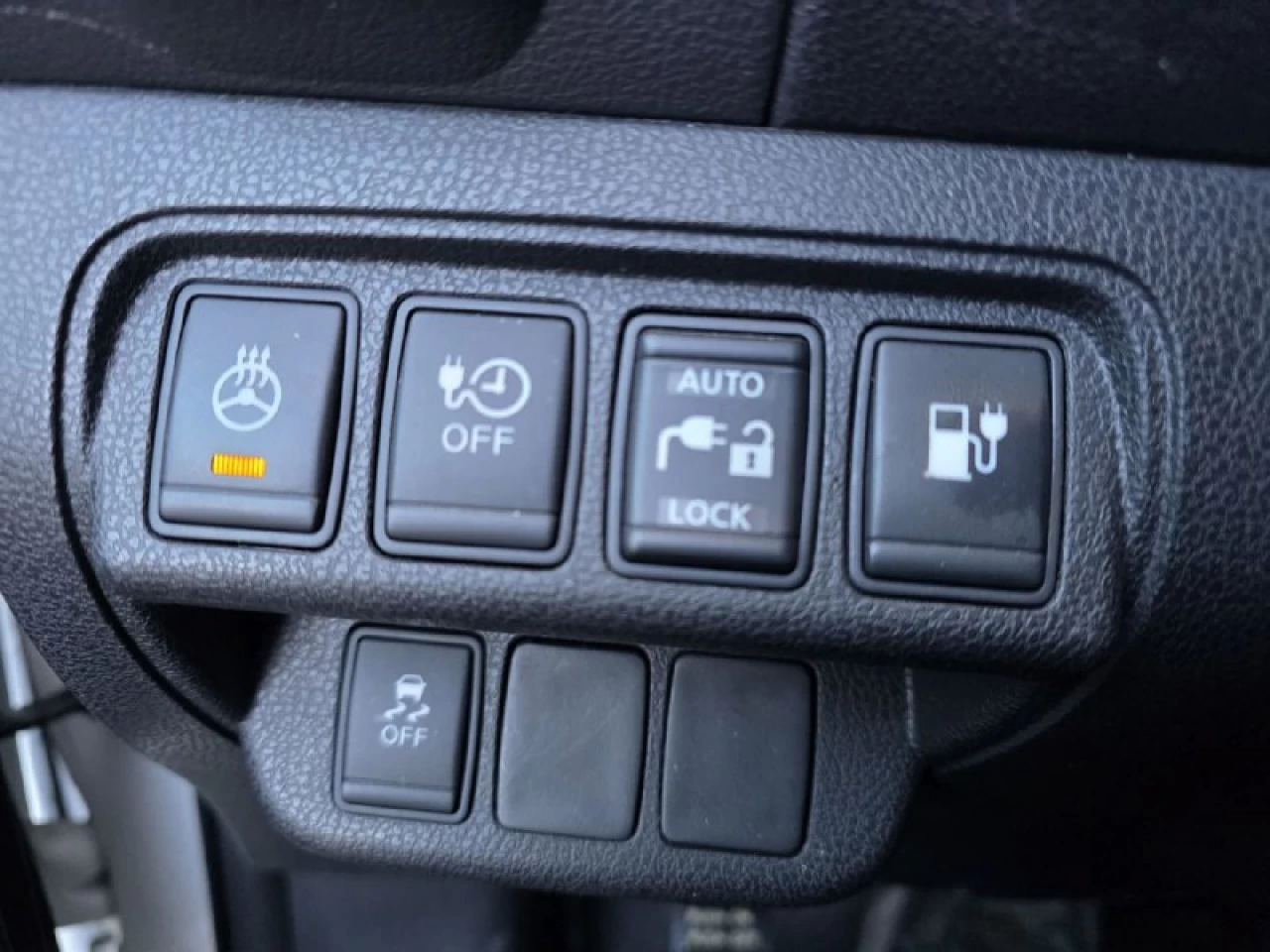 2015 Nissan LEAF SV**JAMAIS ACCIDENTEE**CAMERA DE RECUL**SIEGES CHAUFFANTS** Image principale