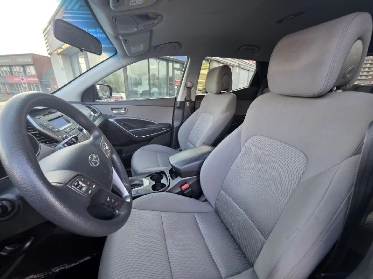 2016 Hyundai Santa Fe Sport JAMAIS ACCIDENTEE**SAAQ CERTIFIEE**UNE SEULE PROPRIO**2.4L**SIEGES CHAUFFANTS**MAGS**EN SPECIAL** Image principale