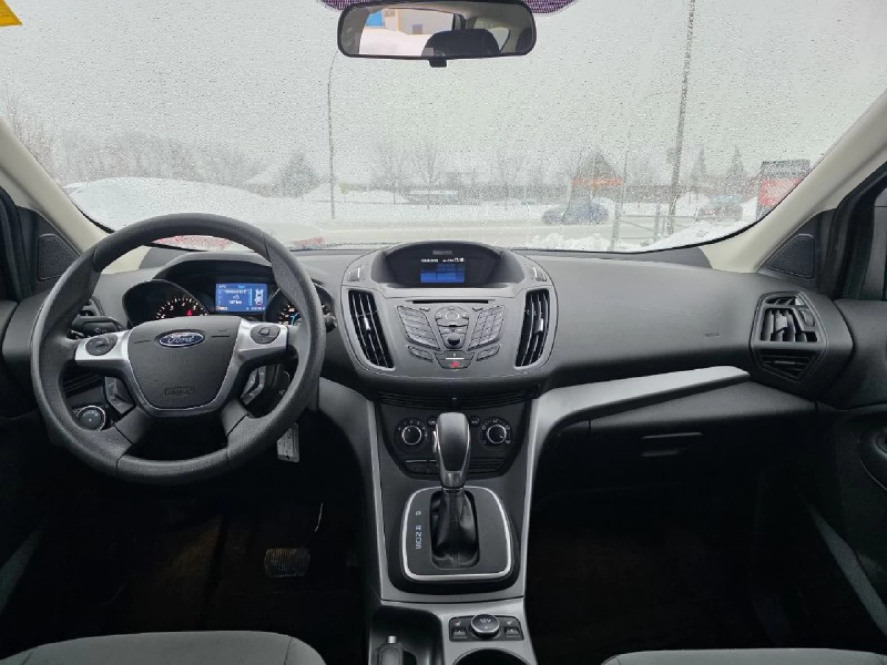 2013 Ford Escape **JAMAIS ACCIDENTEE**TRES BAS KILO**58 000KM**CERTIFIEE**SIEGES CHAUFFANTS**MAGS**EN SPECIAL** Image principale